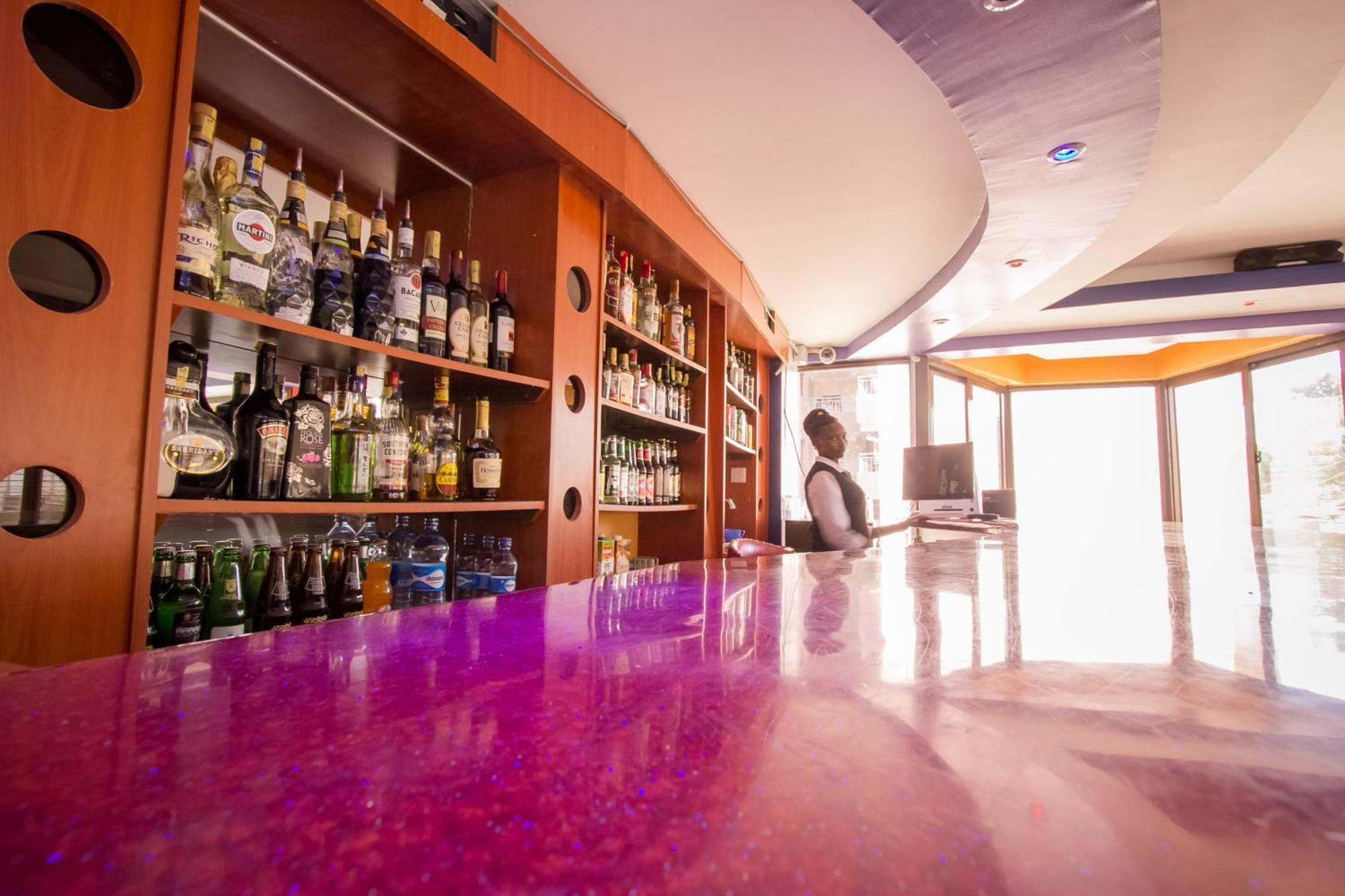 Paleo Hotel And Spa Thika Екстериор снимка