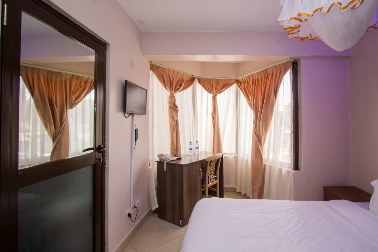 Paleo Hotel And Spa Thika Екстериор снимка