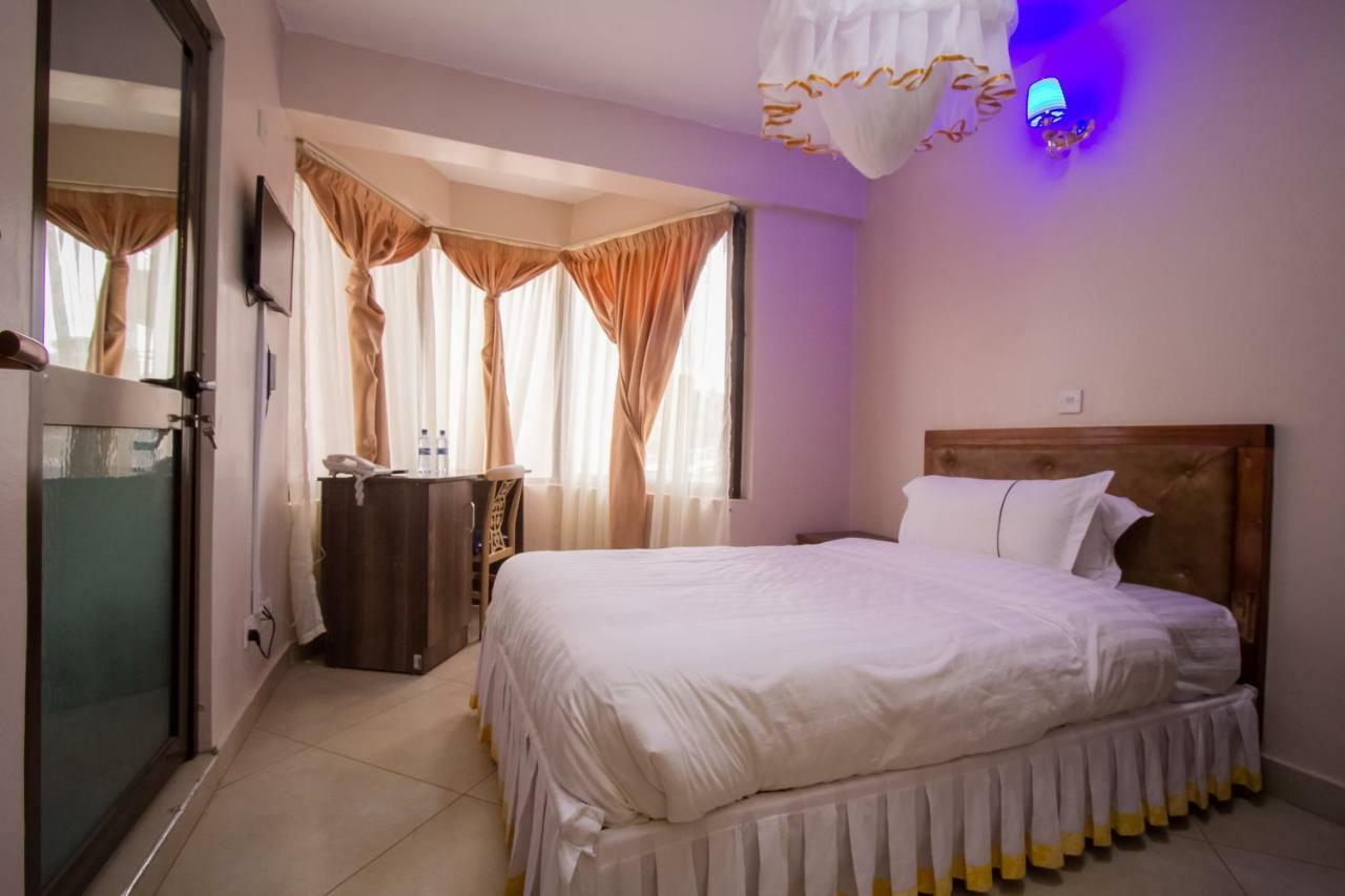 Paleo Hotel And Spa Thika Екстериор снимка
